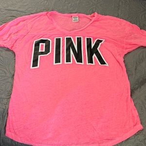 💞💞💞PINK tee/ medium